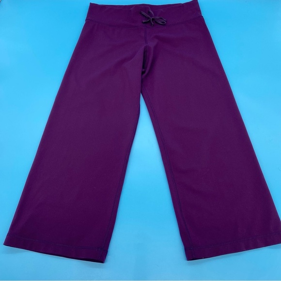 Lululemon Women’s Wide-Leg Crop Pants Plum Size 8 - Picture 3 of 8